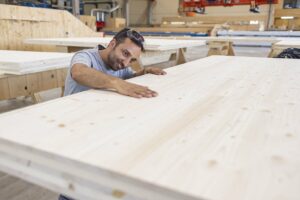 Produktion von Massivholzprodukten bei binderholz