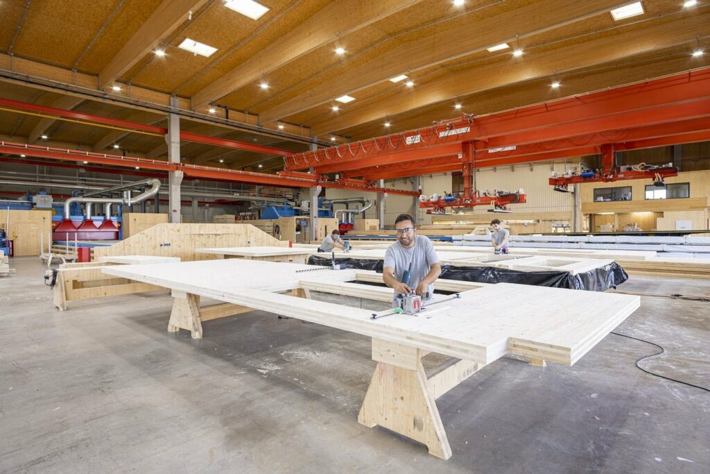 Produktionshalle von binderholz