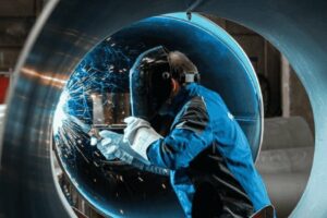 Gassner Stahlbau GmbH – Fachkraft Schweißroboter