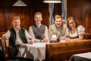 Hotel Restaurant Hoferwirt – Neustift im Stubaital