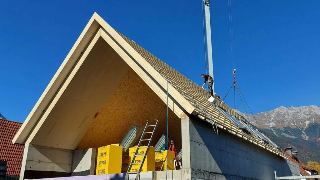 Dachstuhl von Holzbau Aktiv