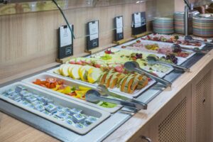 Frühstücksbuffet im JUFA Hotel Altenmarkt